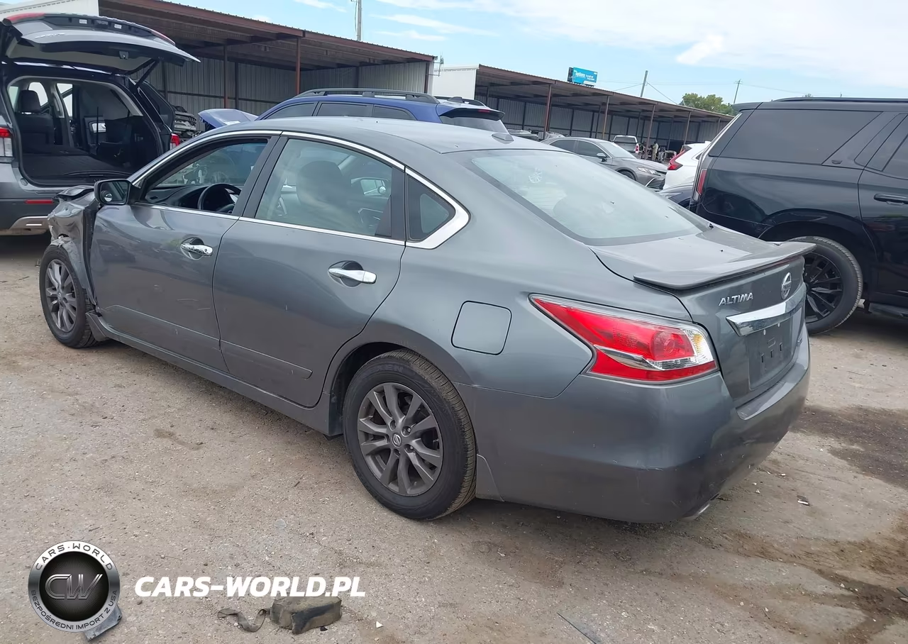 2015 Nissan Altima 2.5 S VIN:1N4AL3AP2FN906791 - 3