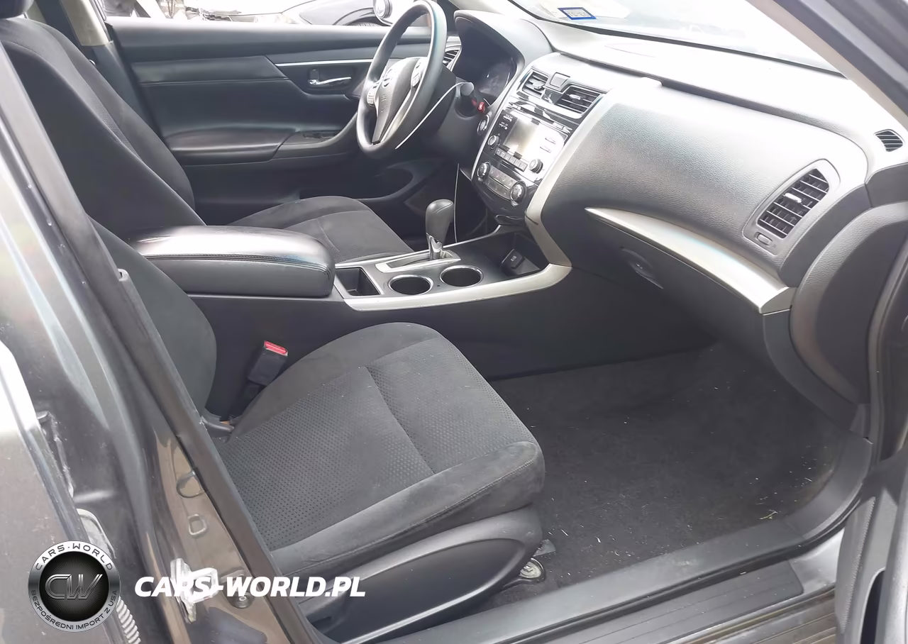 2015 Nissan Altima 2.5 S VIN:1N4AL3AP2FN906791 - 5