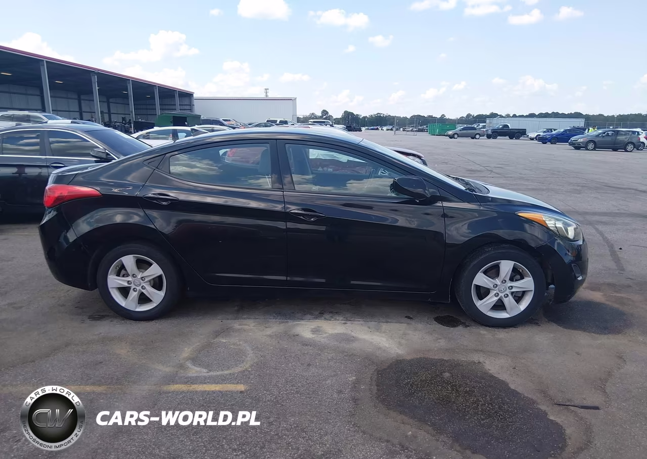 2013 Hyundai Elantra Gls VIN:KMHDH4AE6DU999987 - 13