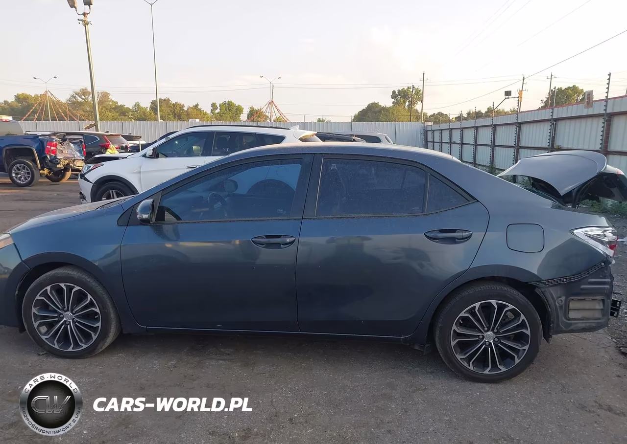 2015 Toyota Corolla S Plus VIN:5YFBURHE9FP294269 - 15