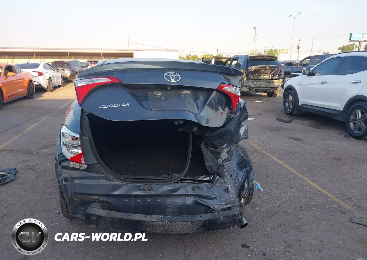 2015 Toyota Corolla S Plus VIN:5YFBURHE9FP294269 - 17