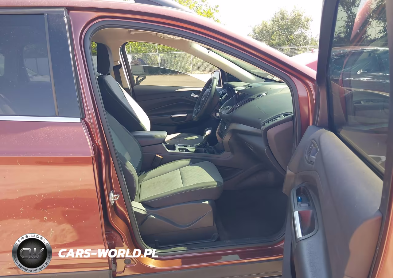 2018 Ford Escape Se VIN:1FMCU0GD0JUB51727 - 4