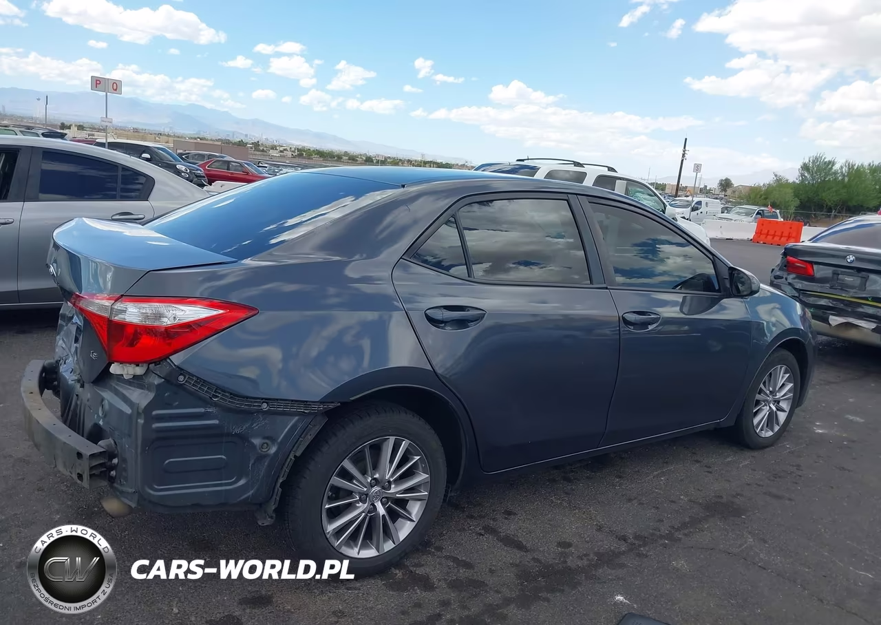 2015 Toyota Corolla Le Plus VIN:5YFBURHE7FP275543 - 17