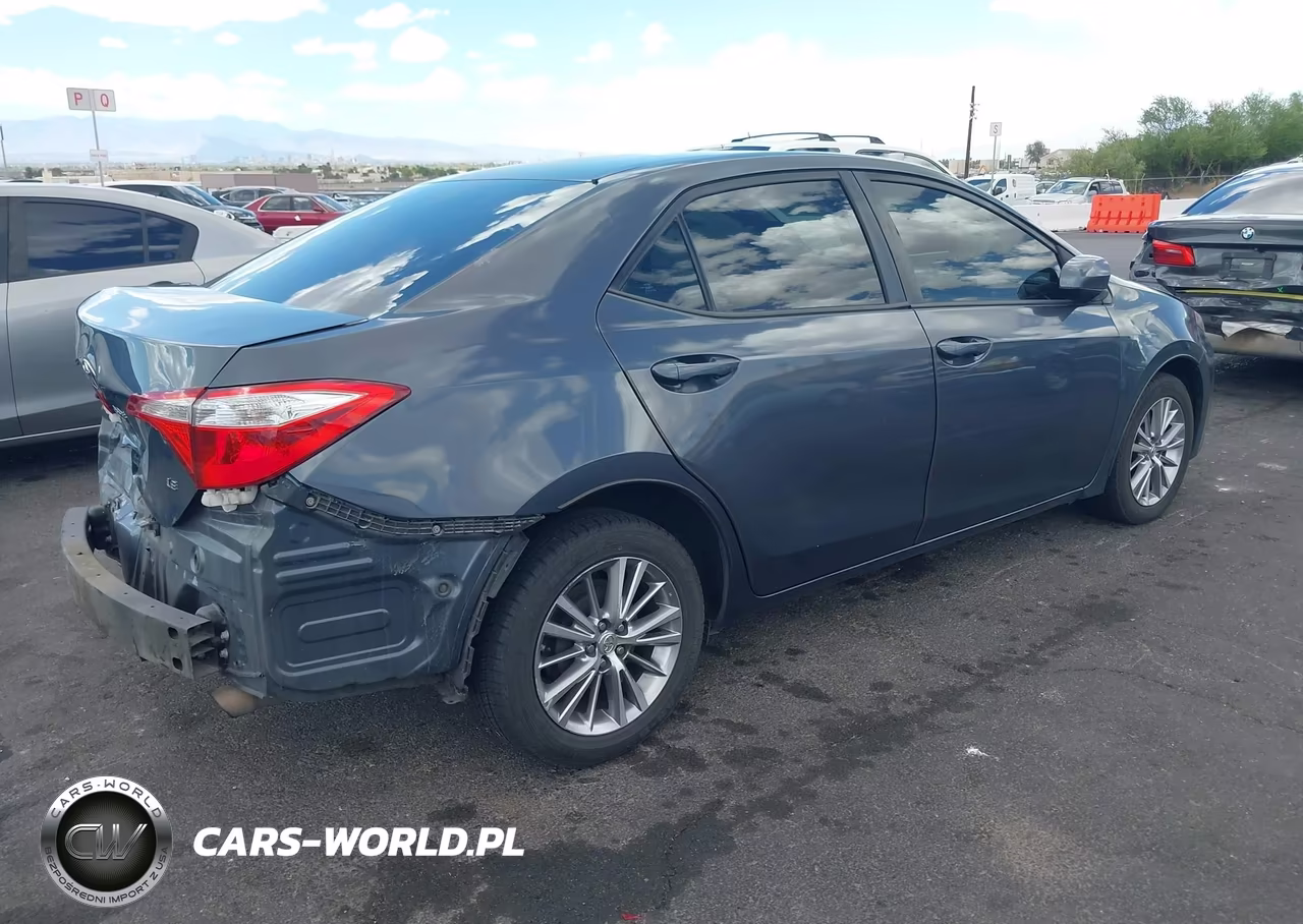 2015 Toyota Corolla Le Plus VIN:5YFBURHE7FP275543 - 4