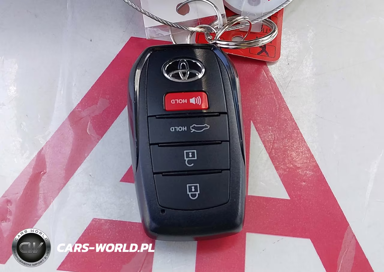 2026 Toyota Camry Xle VIN:4T1DAACK7TU760971 - 11