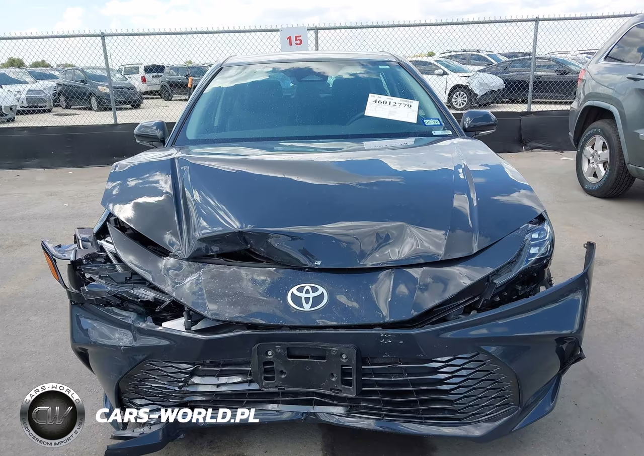 2026 Toyota Camry Xle VIN:4T1DAACK7TU760971 - 12