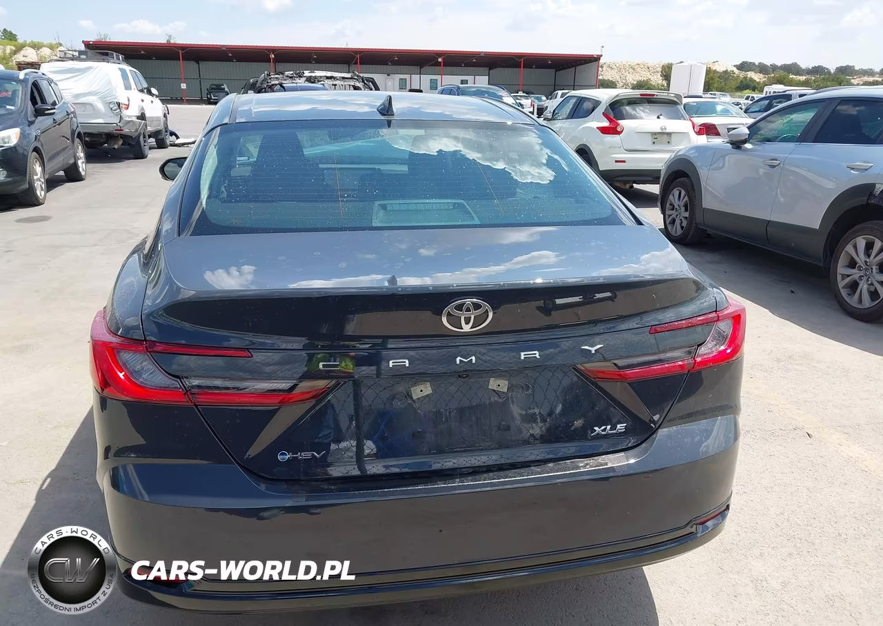 2026 Toyota Camry Xle VIN:4T1DAACK7TU760971 - 16
