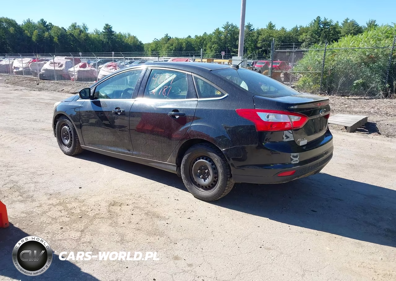2012 Ford Focus Sel VIN:1FAHP3H29CL146170 - 3