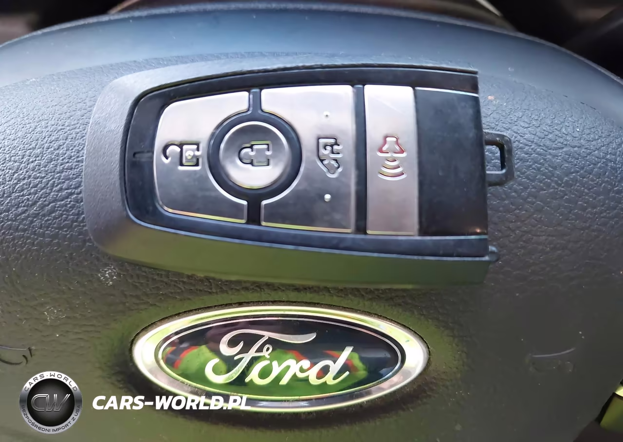 2024 Ford Transit-250 VIN:1FTBR1Y82RKB25274 - 11