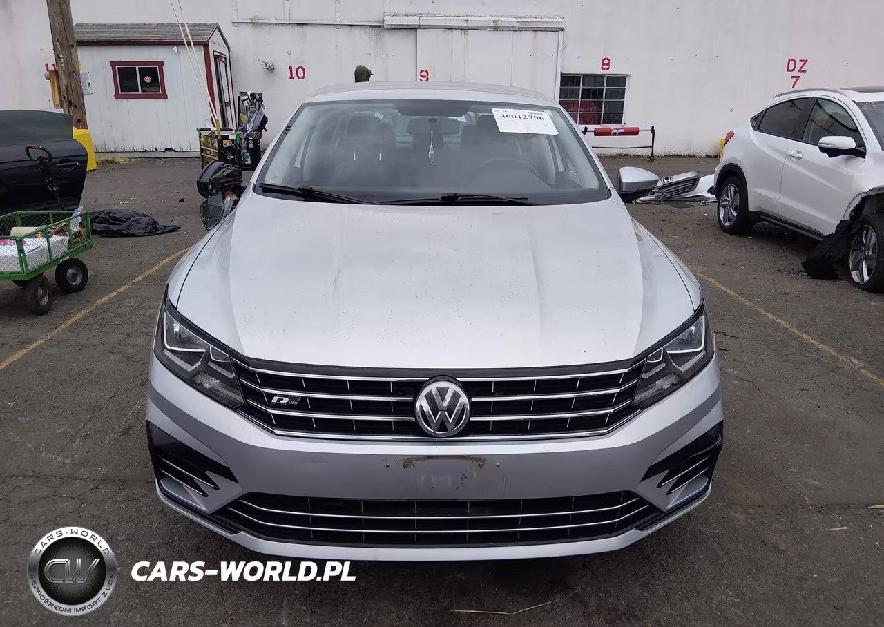 2017 Volkswagen Passat 1.8T R-Line VIN:1VWDT7A35HC048059 - 12