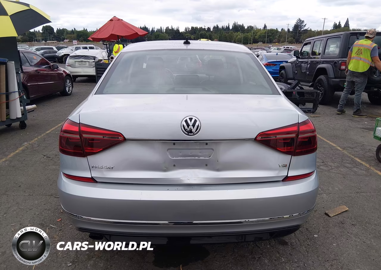 2017 Volkswagen Passat 1.8T R-Line VIN:1VWDT7A35HC048059 - 16