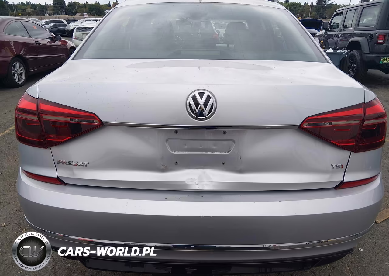 2017 Volkswagen Passat 1.8T R-Line VIN:1VWDT7A35HC048059 - 6