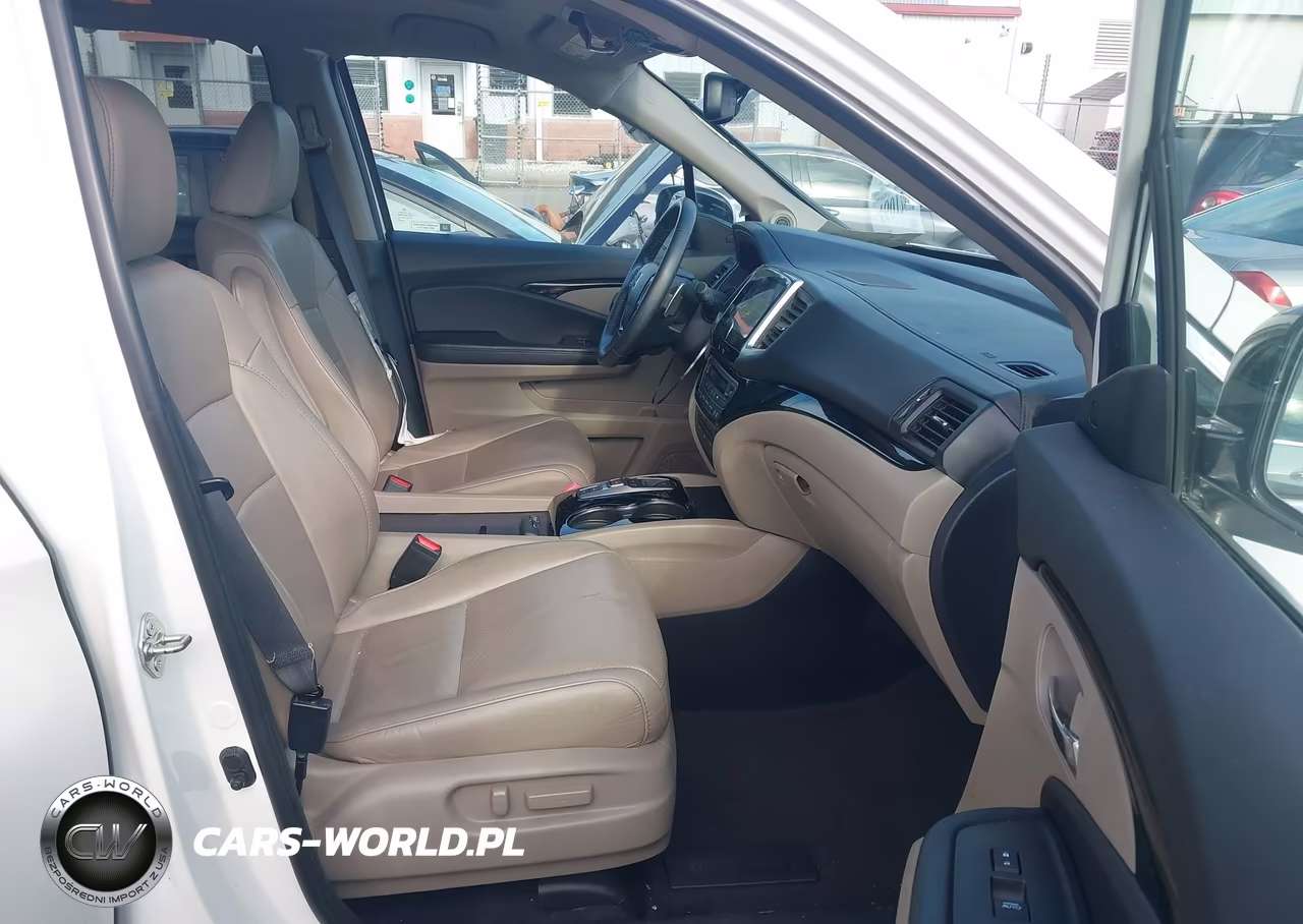 2017 Honda Pilot Elite VIN:5FNYF6H01HB084223 - 5