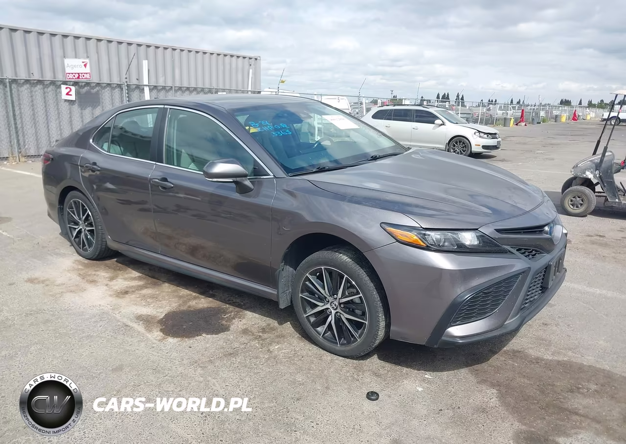 2023 Toyota Camry Se Hybrid – zdjęcie 1 z 17