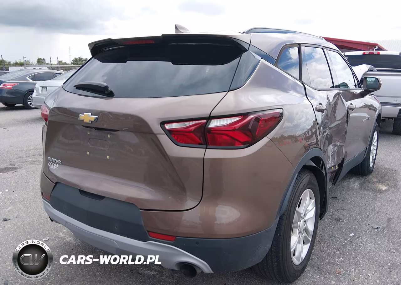 2019 Chevrolet Blazer VIN:3GNKBBRA0KS674369 - 4