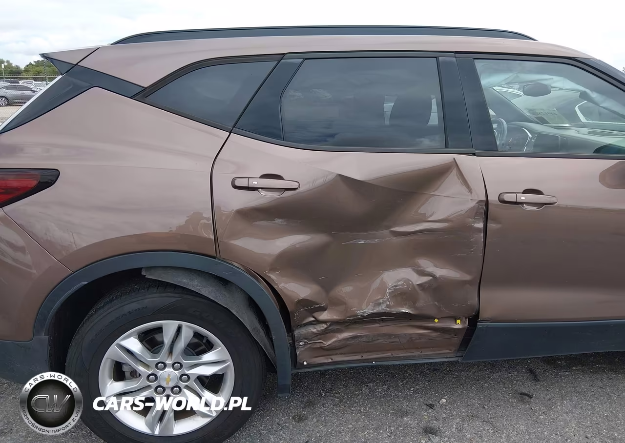 2019 Chevrolet Blazer VIN:3GNKBBRA0KS674369 - 6