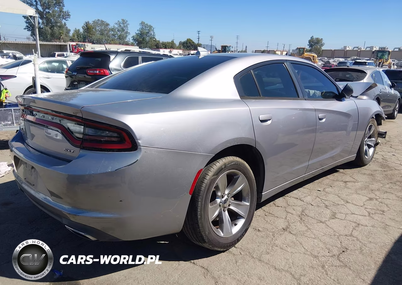 2016 Dodge Charger Sxt VIN:2C3CDXHG4GH132572 - 4