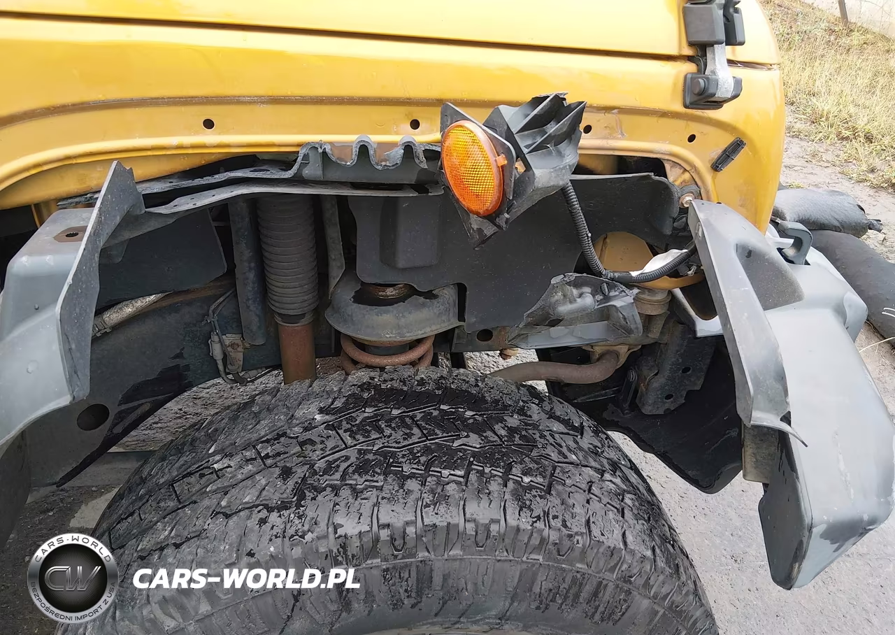 2014 Jeep Wrangler Unlimited Sport VIN:1C4BJWDG2EL321804 - 19