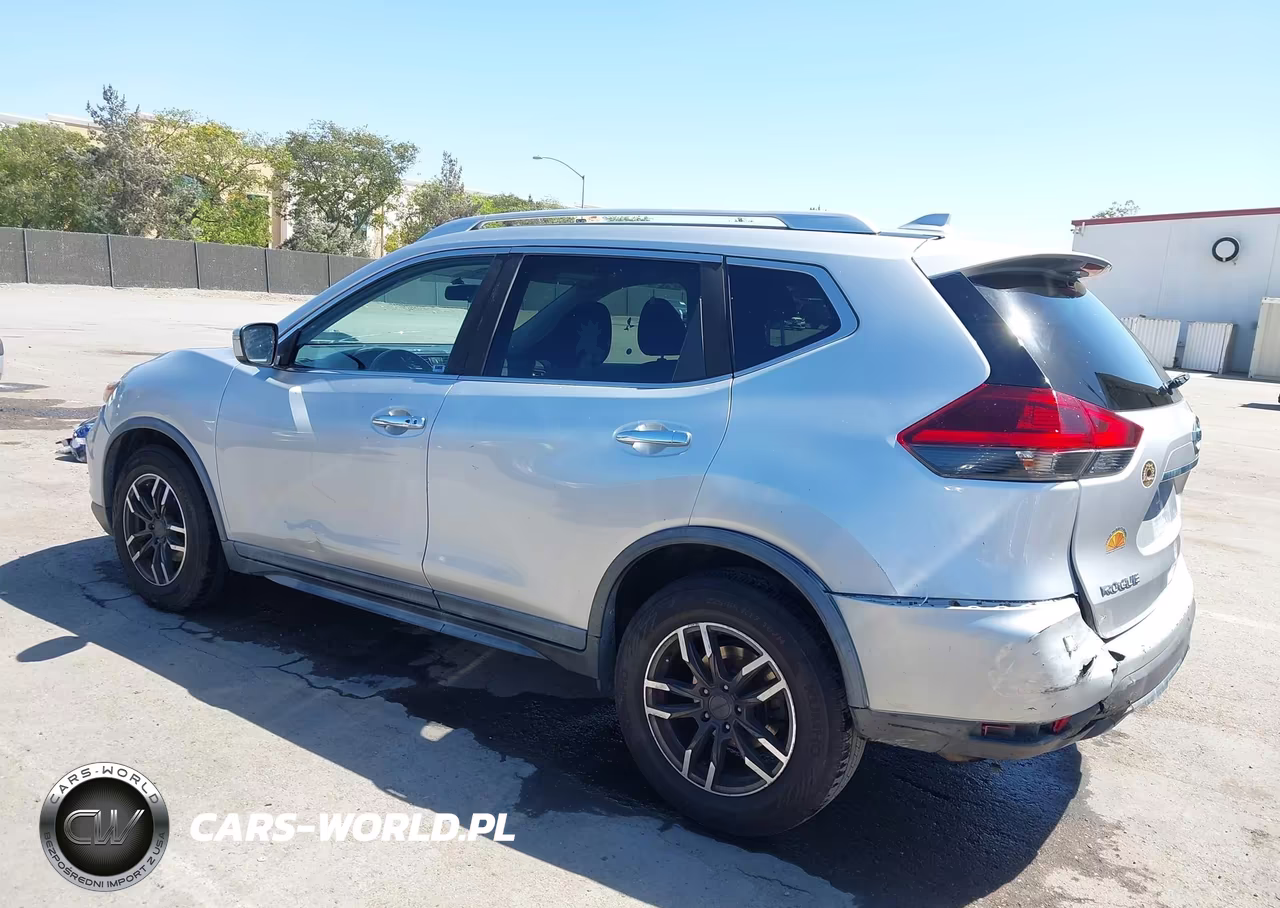 2018 Nissan Rogue Sv VIN:KNMAT2MT4JP511182 - 3