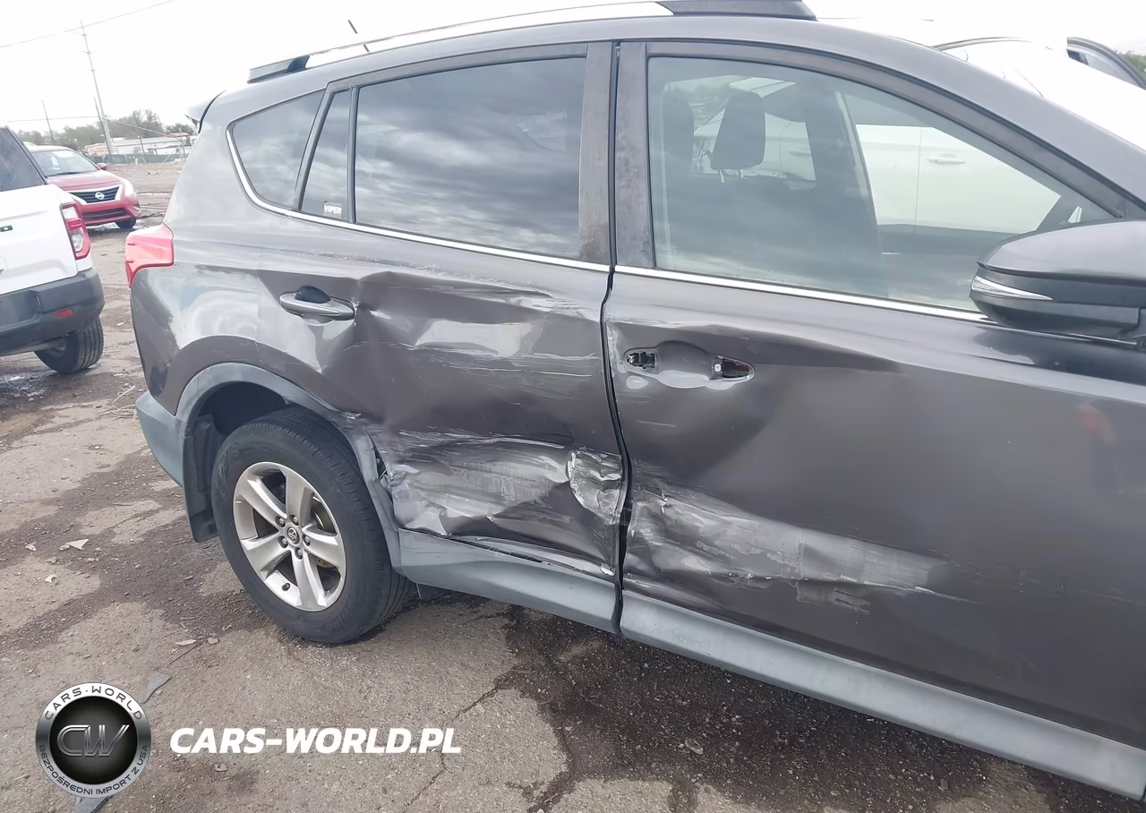 2015 Toyota Rav4 Xle VIN:2T3WFREV3FW156488 - 6