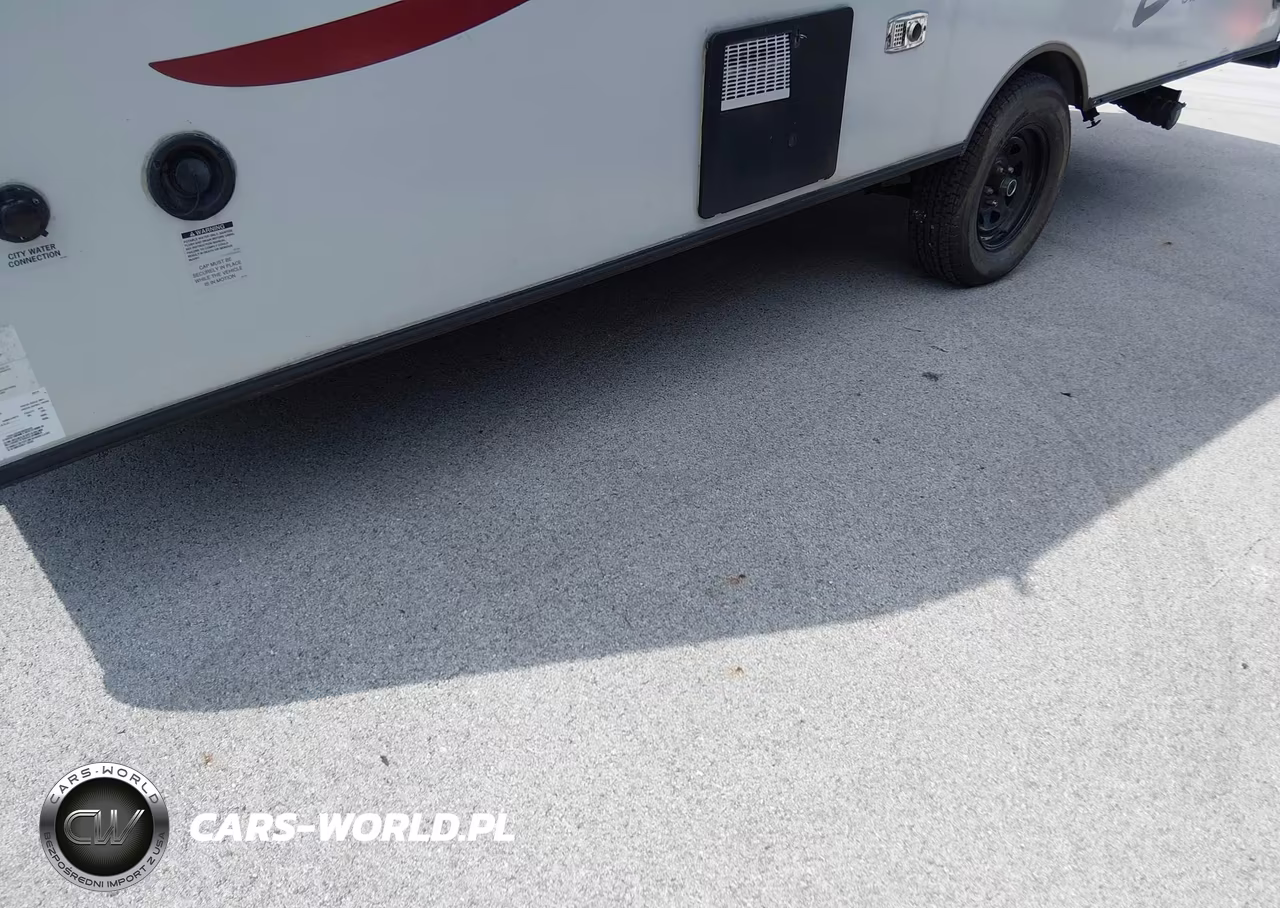 2015 Starcraft Launch Travel Trailer VIN:1SABSHAJ6F2JY5073 - 14