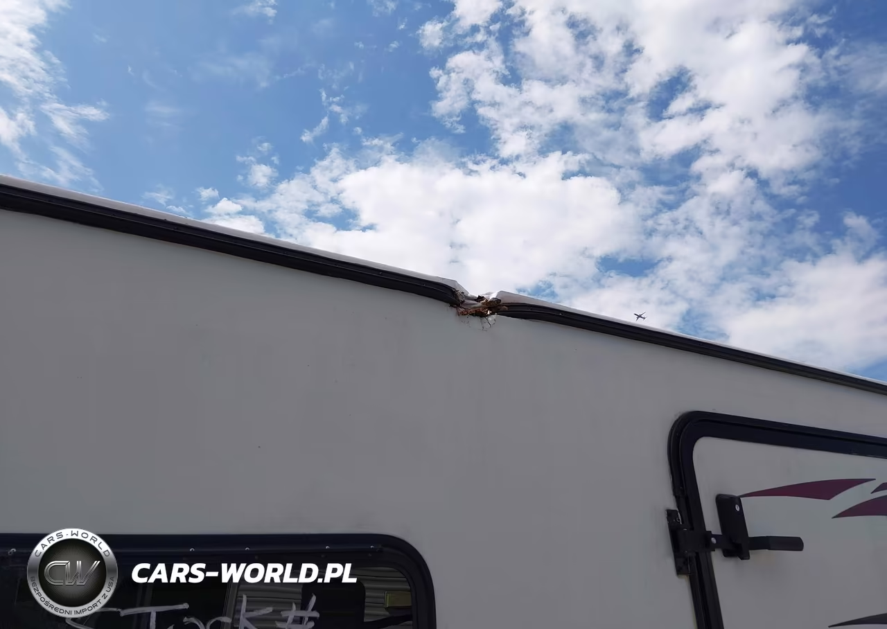 2015 Starcraft Launch Travel Trailer VIN:1SABSHAJ6F2JY5073 - 6
