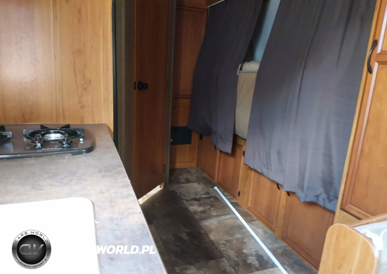 2015 Starcraft Launch Travel Trailer VIN:1SABSHAJ6F2JY5073 - 8