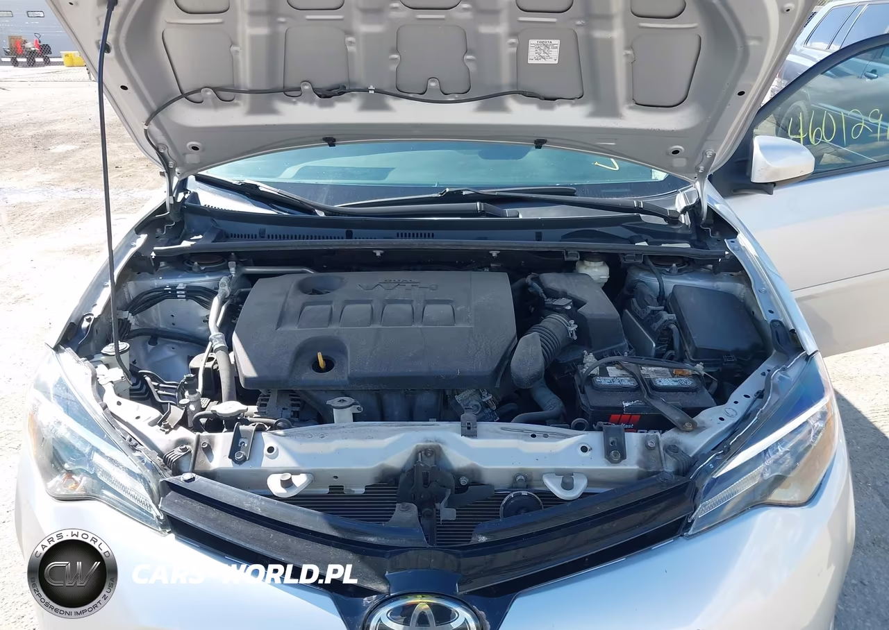 2017 Toyota Corolla Le VIN:2T1BURHE6HC925773 - 10