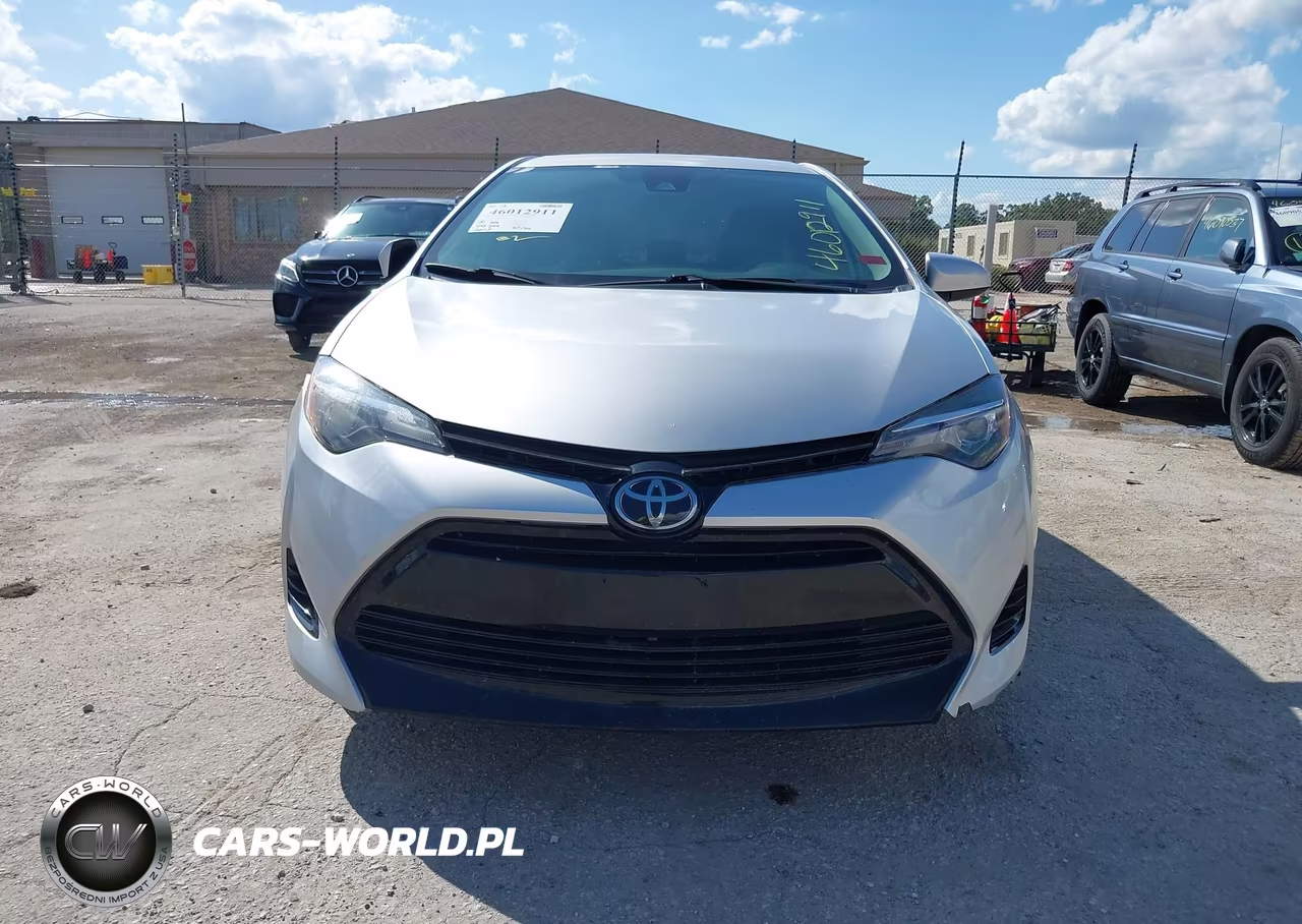2017 Toyota Corolla Le VIN:2T1BURHE6HC925773 - 12