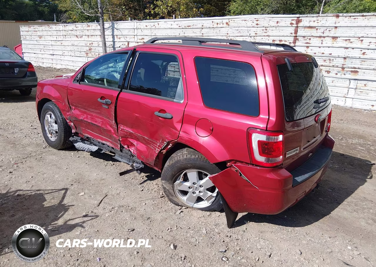 2012 Ford Escape Xlt VIN:1FMCU0DG0CKC33745 - 3