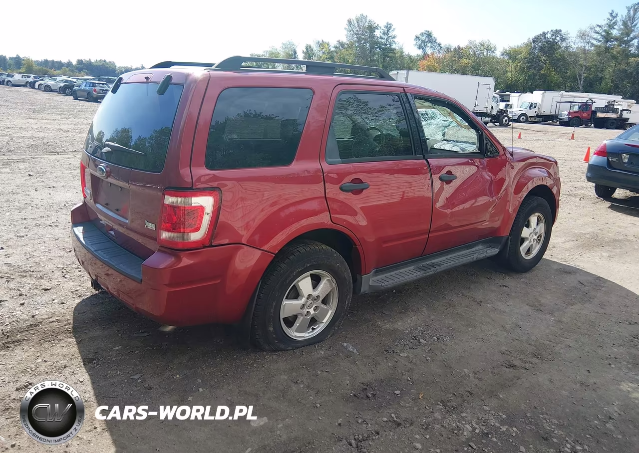2012 Ford Escape Xlt VIN:1FMCU0DG0CKC33745 - 4