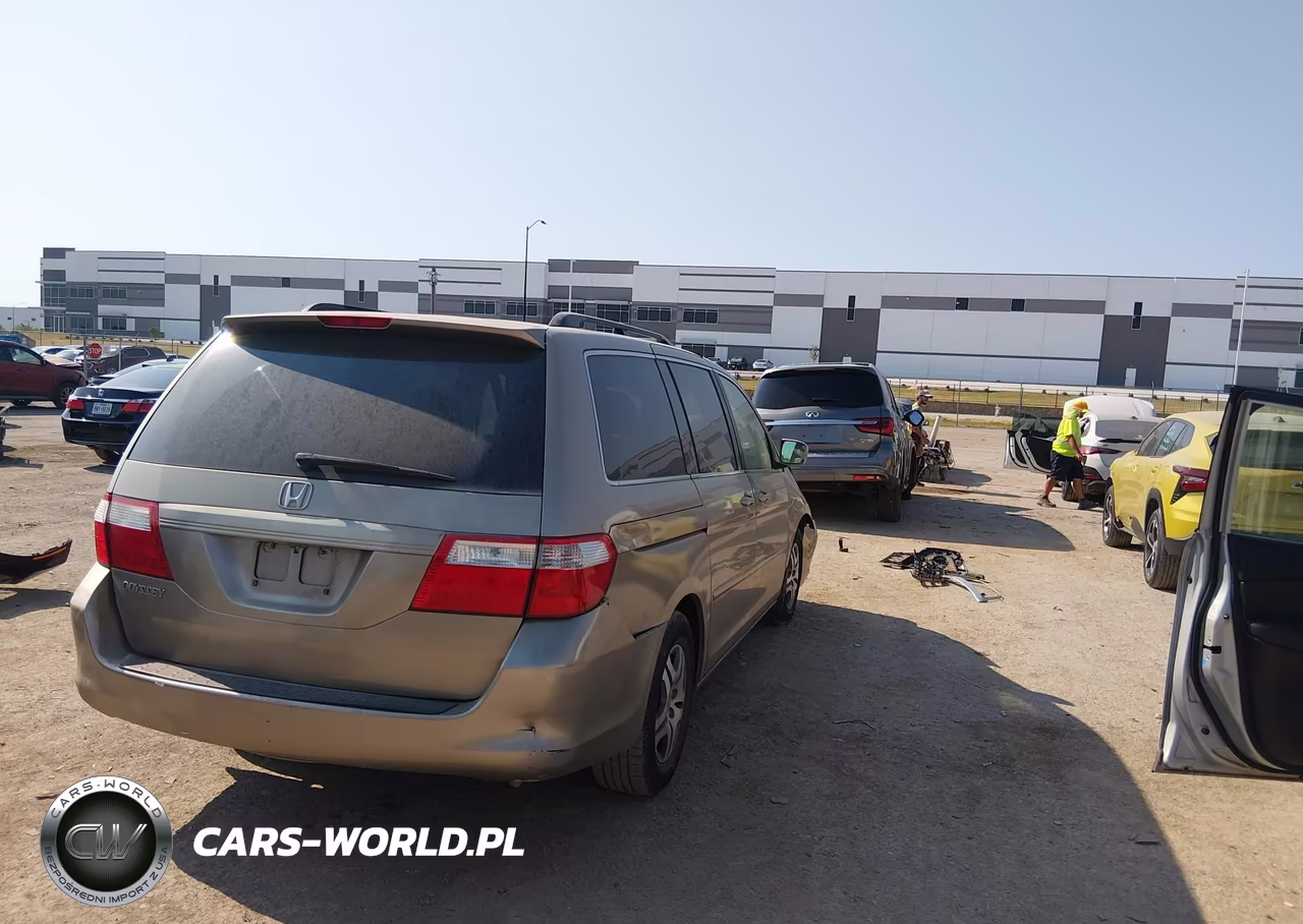 2006 Honda Odyssey Ex VIN:5FNRL38446B453880 - 4