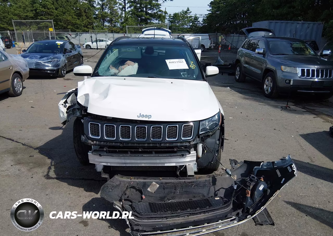 2019 Jeep Compass Latitude 4X4 VIN:3C4NJDBBXKT767661 - 12