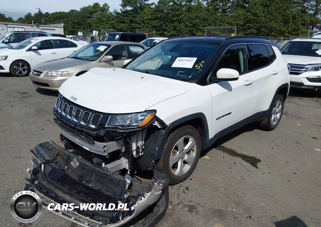2019 Jeep Compass Latitude 4X4 VIN:3C4NJDBBXKT767661 - 2