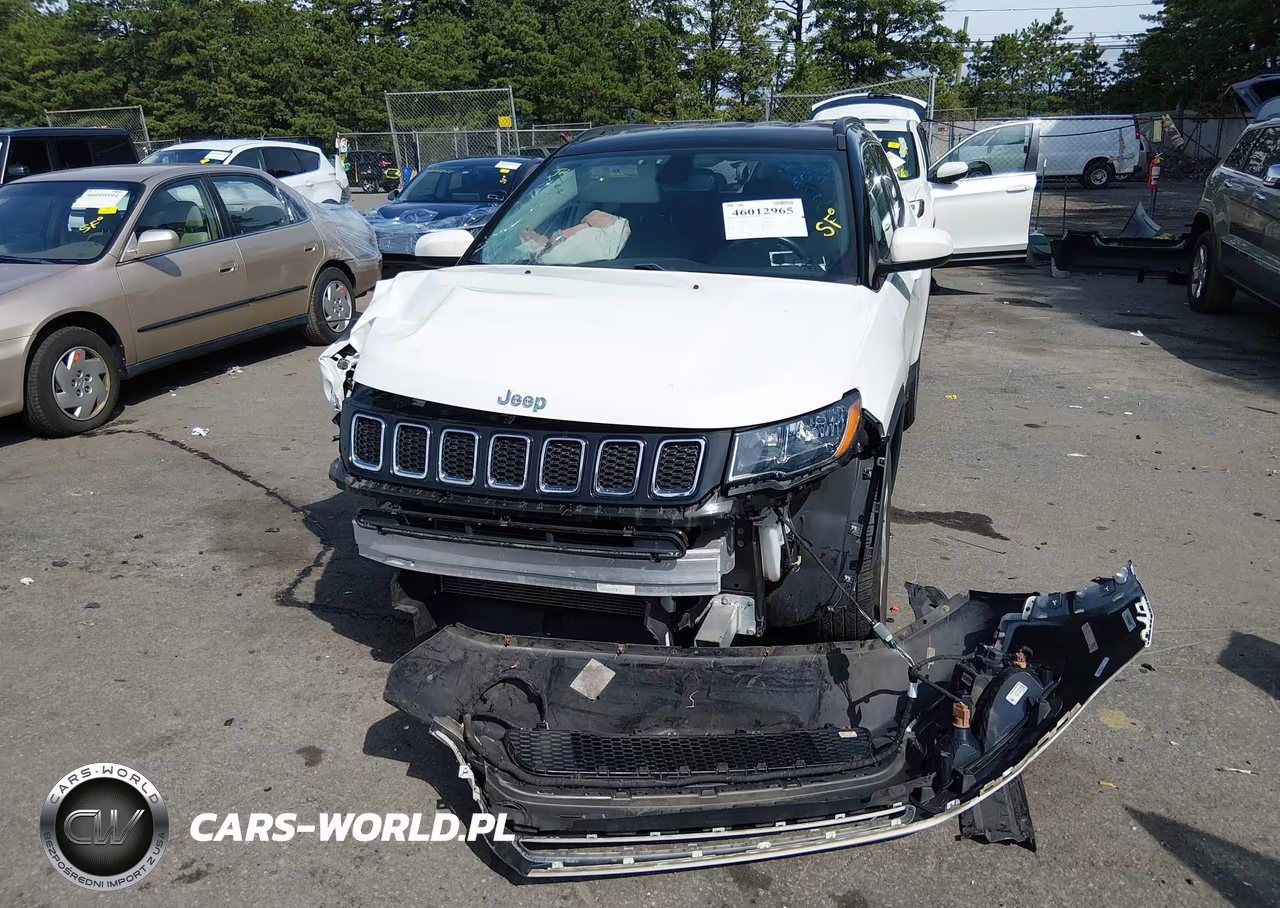 2019 Jeep Compass Latitude 4X4 VIN:3C4NJDBBXKT767661 - 6