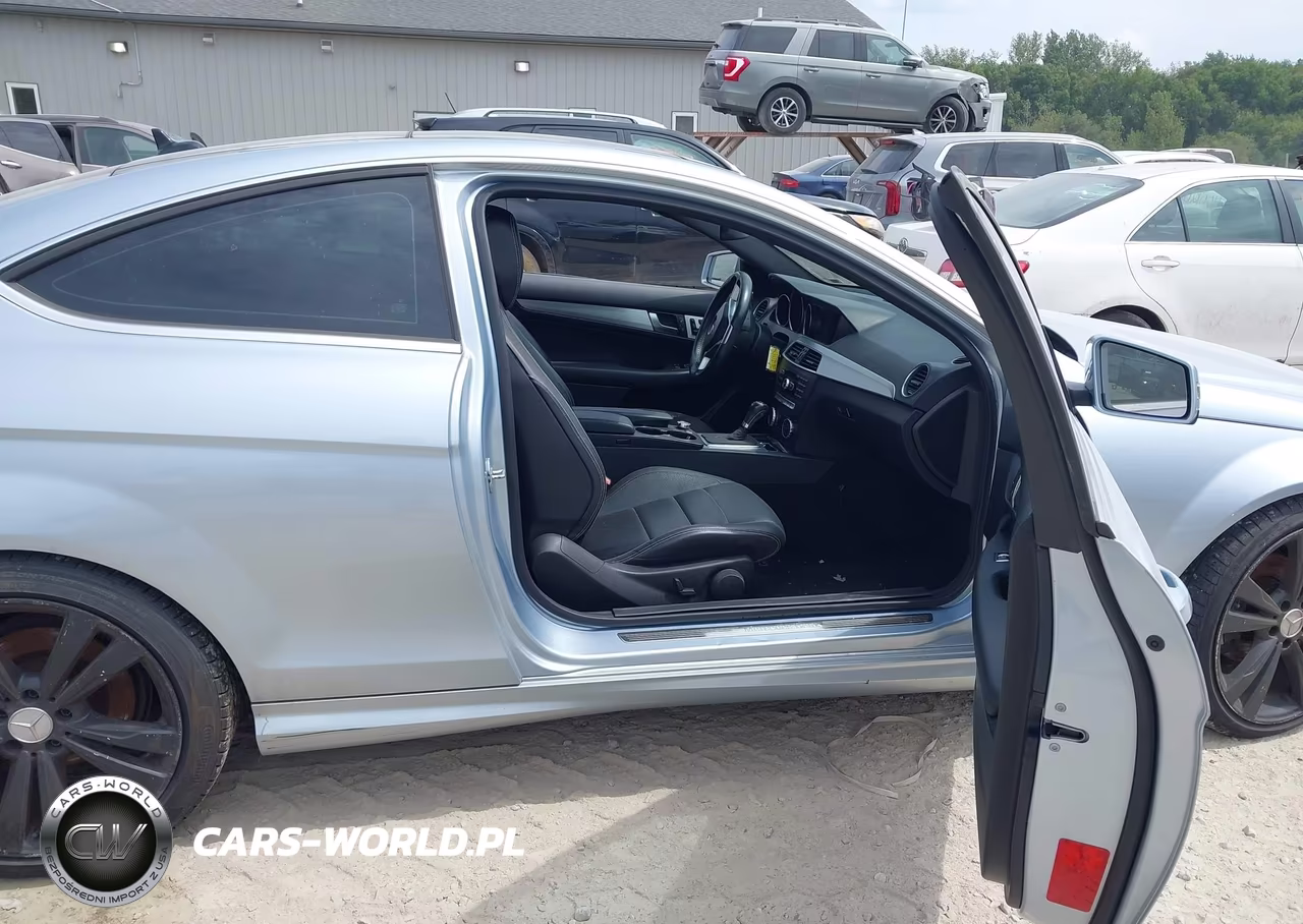 2013 Mercedes-Benz C 250 VIN:WDDGJ4HBXDG017450 - 5