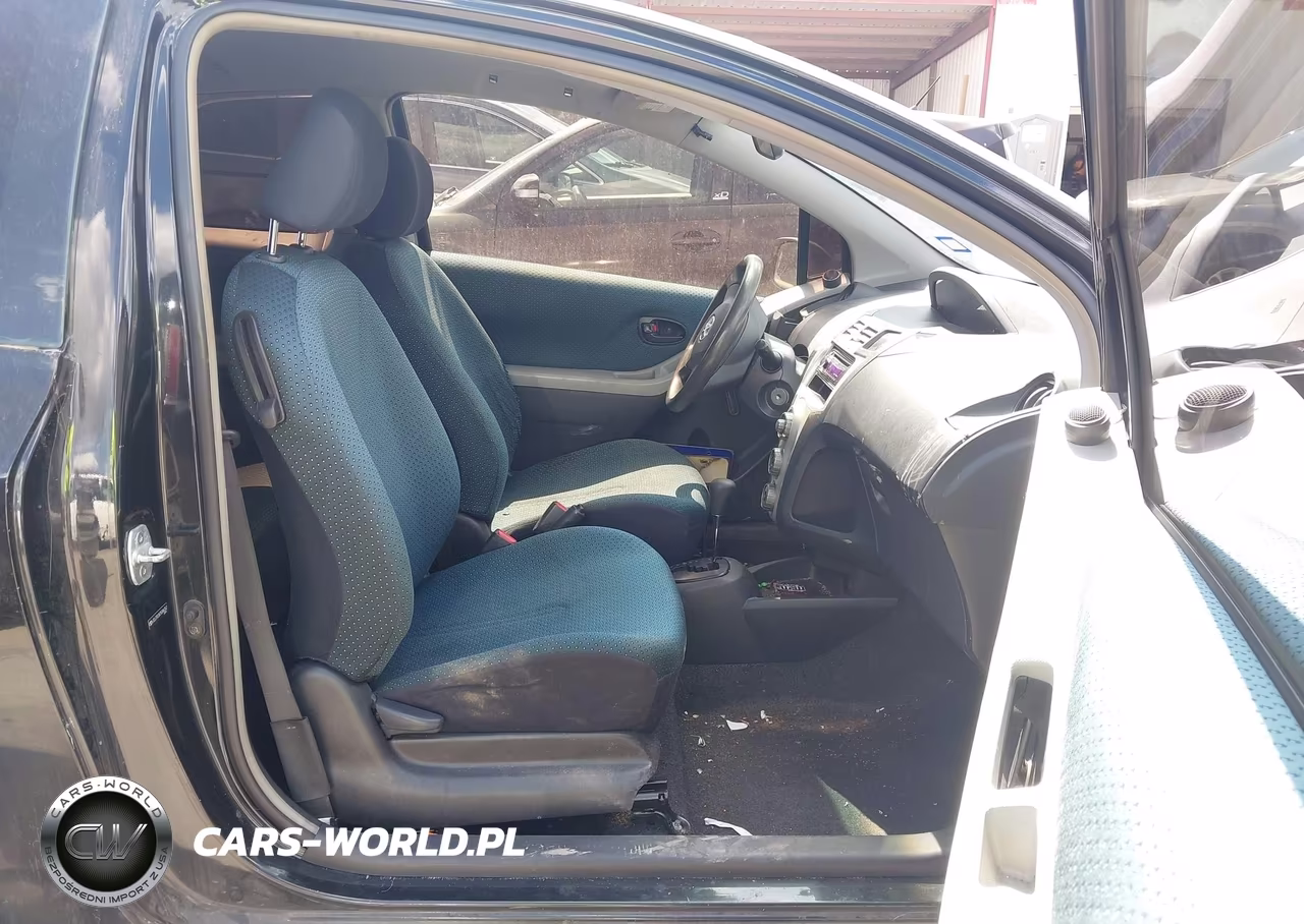 2007 Toyota Yaris VIN:JTDJT923X75046357 - 5