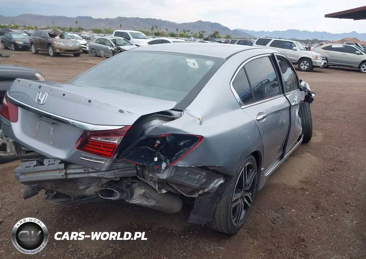 2017 Honda Accord Sport Se VIN:1HGCR2F14HA016885 - 4