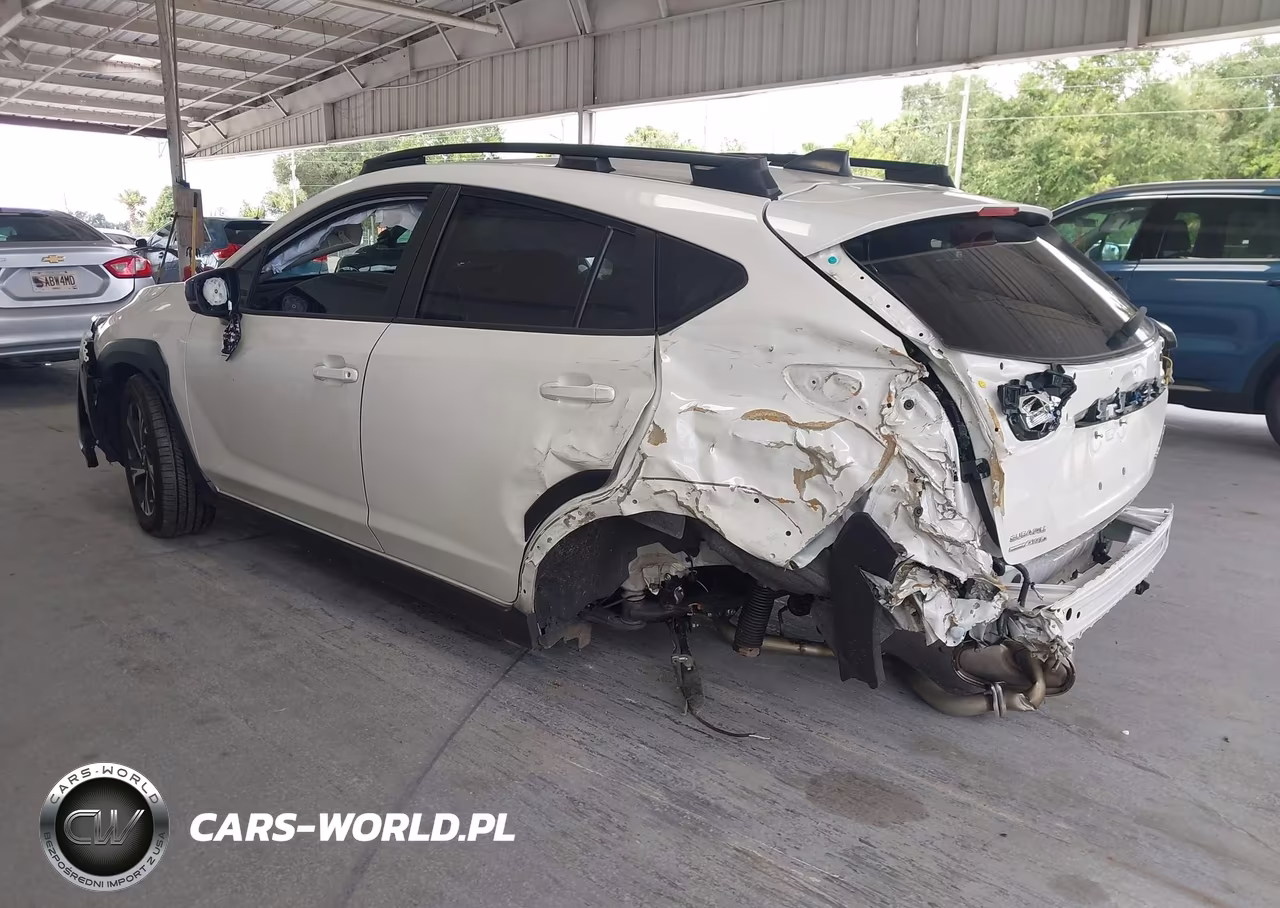2024 Subaru Crosstrek Premium VIN:JF2GUADC6R8872339 - 3