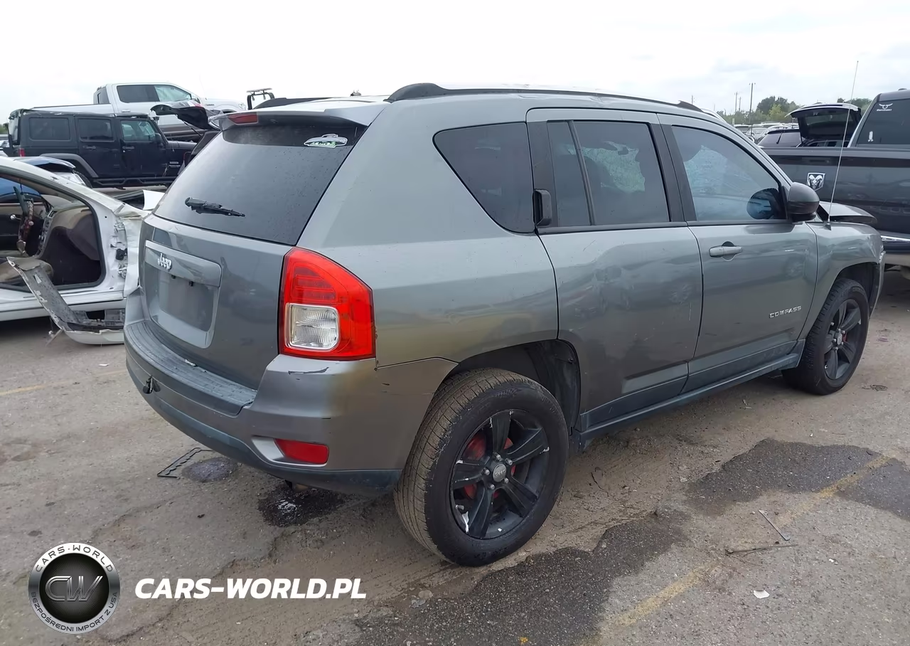 2012 Jeep Compass Sport VIN:1C4NJCBA1CD573612 - 4