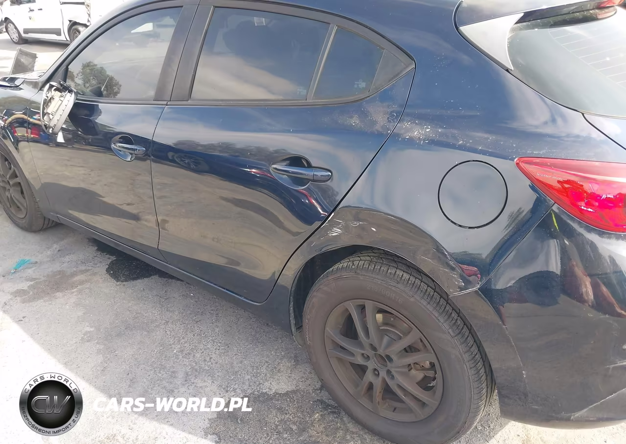 2017 Mazda Mazda3 Sport VIN:3MZBN1K70HM154806 - 18