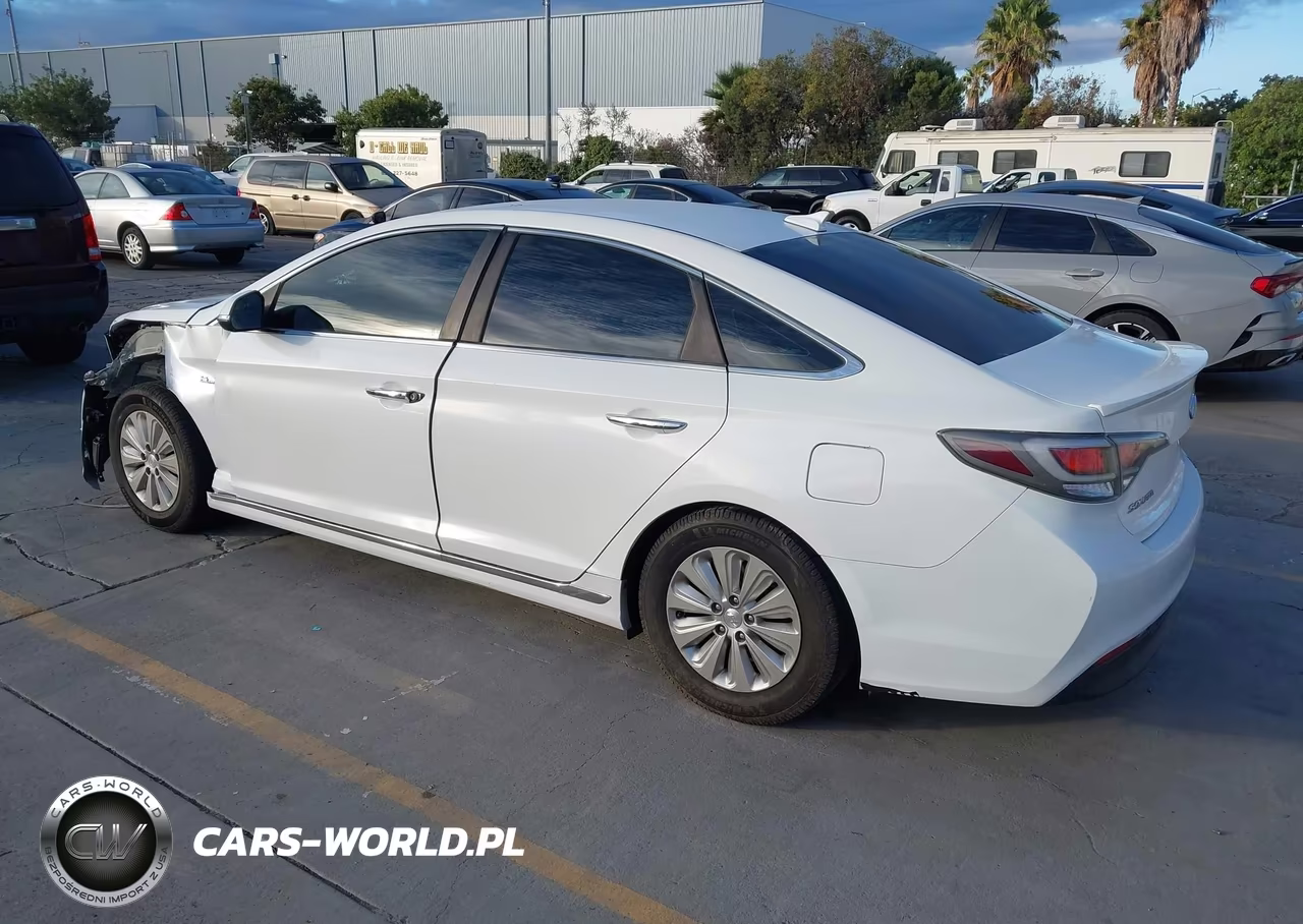 2017 Hyundai Sonata Hybrid Se VIN:KMHE24L16HA059230 - 3