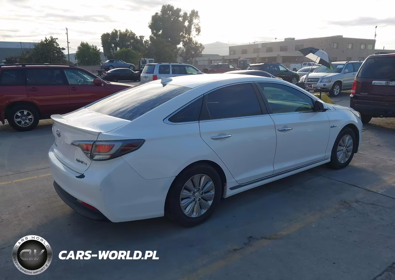 2017 Hyundai Sonata Hybrid Se VIN:KMHE24L16HA059230 - 4