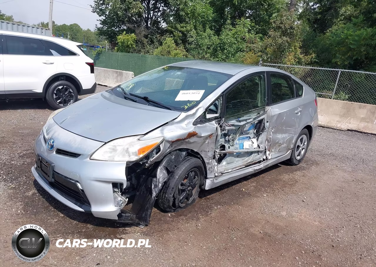 2013 Toyota Prius Two VIN:JTDKN3DU9D5634117 - 2