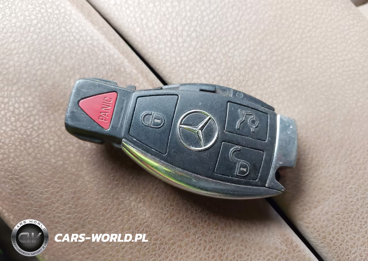 2011 Mercedes-Benz C 300 Sport 4Matic VIN:WDDGF8BB7BR178051 - 11
