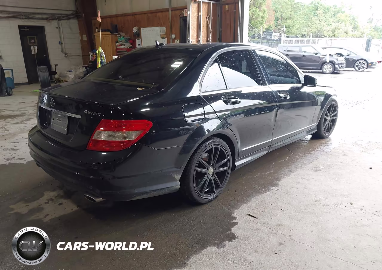 2011 Mercedes-Benz C 300 Sport 4Matic VIN:WDDGF8BB7BR178051 - 4