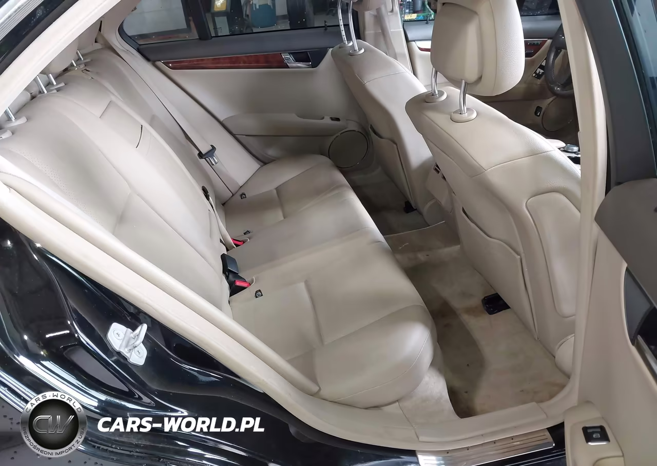2011 Mercedes-Benz C 300 Sport 4Matic VIN:WDDGF8BB7BR178051 - 8