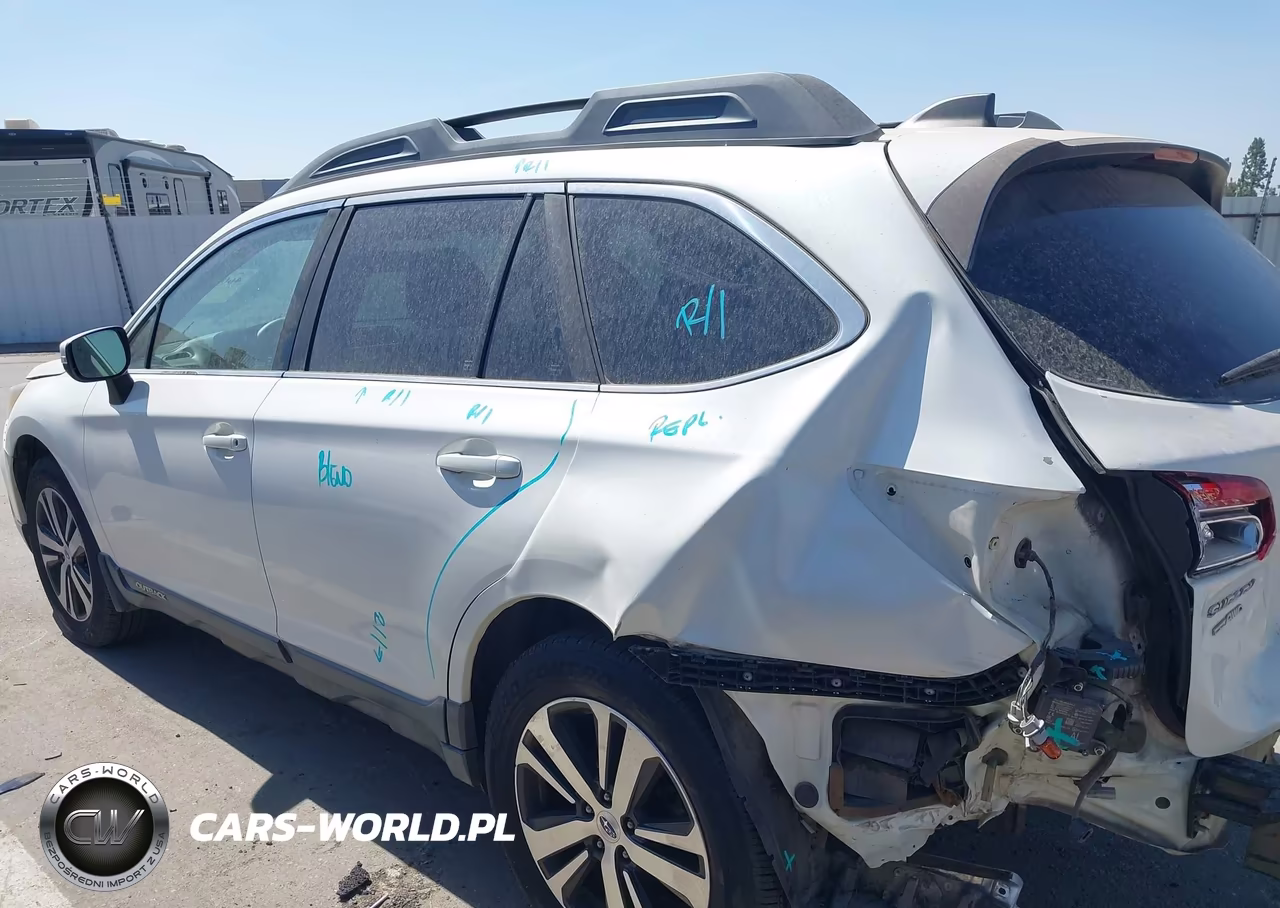 2018 Subaru Outback 2.5I Limited VIN:4S4BSANC4J3266581 - 15