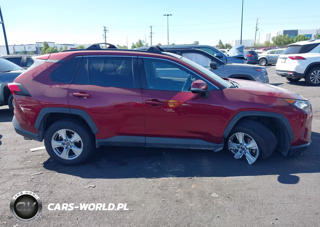 2021 Toyota Rav4 Xle VIN:2T3W1RFV3MW105695 - 14