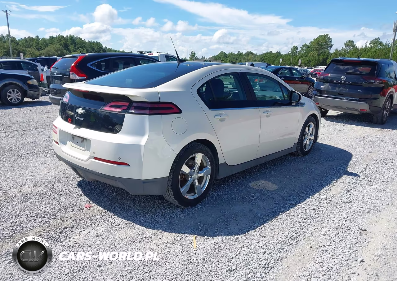 2012 Chevrolet Volt VIN:1G1RD6E49CU103384 - 4